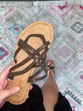 Load image into Gallery viewer, Brown Strappy Sandals
